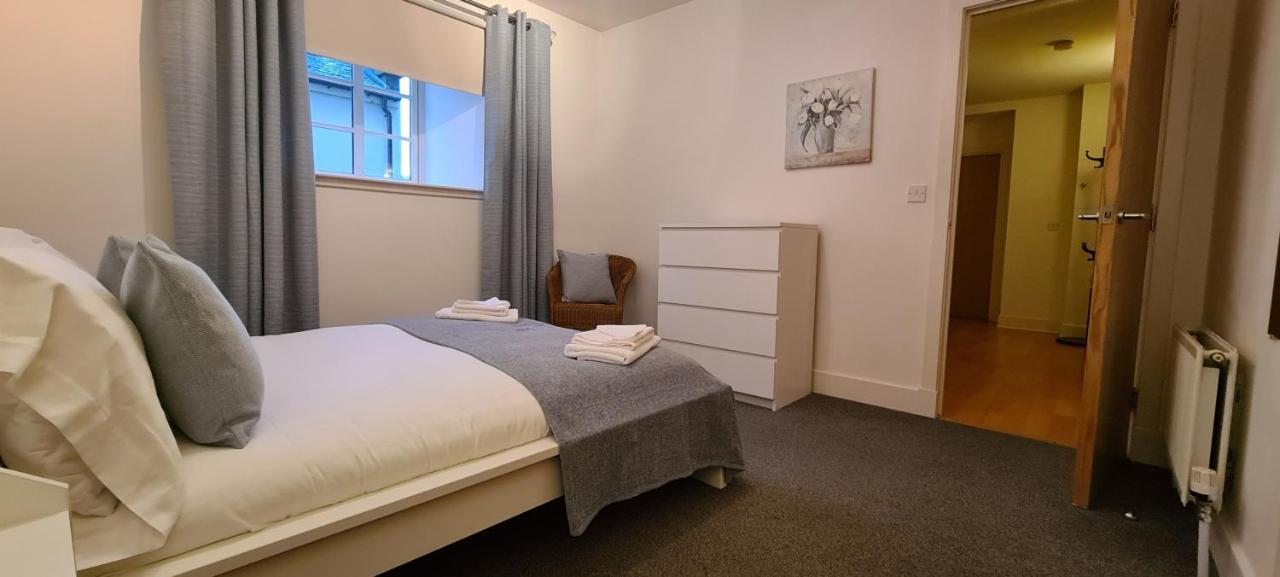 Pass The Keys Spacious 3Beds Flat Near City Centre - Free Parking Edimburgo Esterno foto
