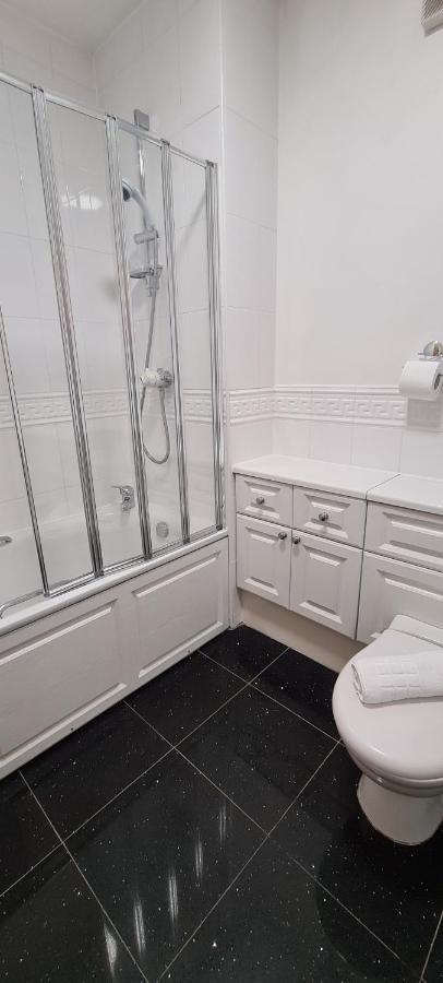 Pass The Keys Spacious 3Beds Flat Near City Centre - Free Parking Edimburgo Esterno foto