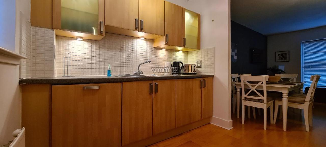 Pass The Keys Spacious 3Beds Flat Near City Centre - Free Parking Edimburgo Esterno foto
